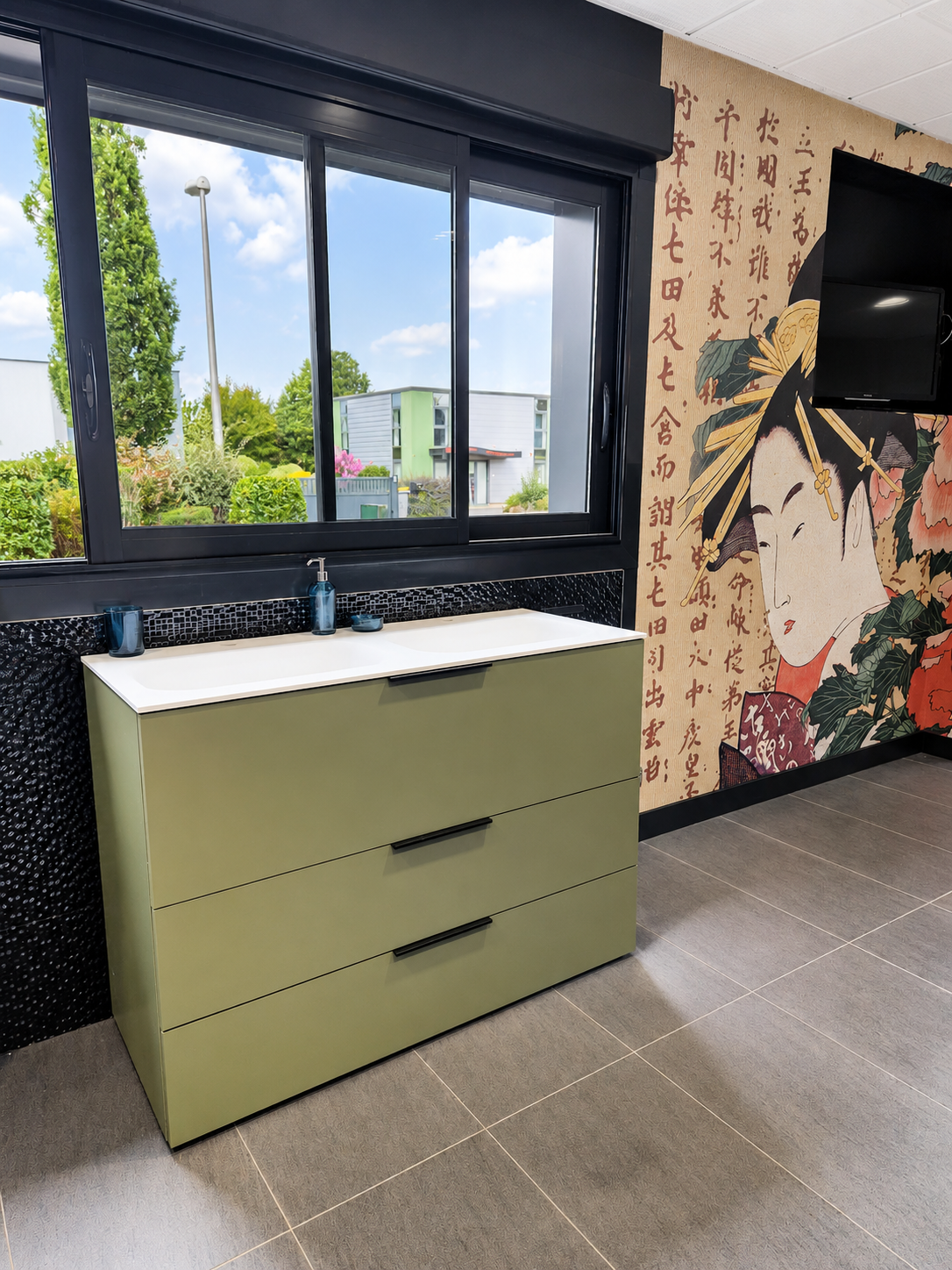 Sélection de meubles et équipements de salle de bain